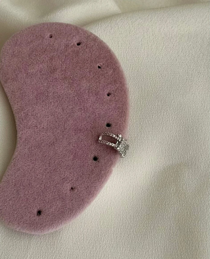 pirinç silver düğüm taşlı earcuff